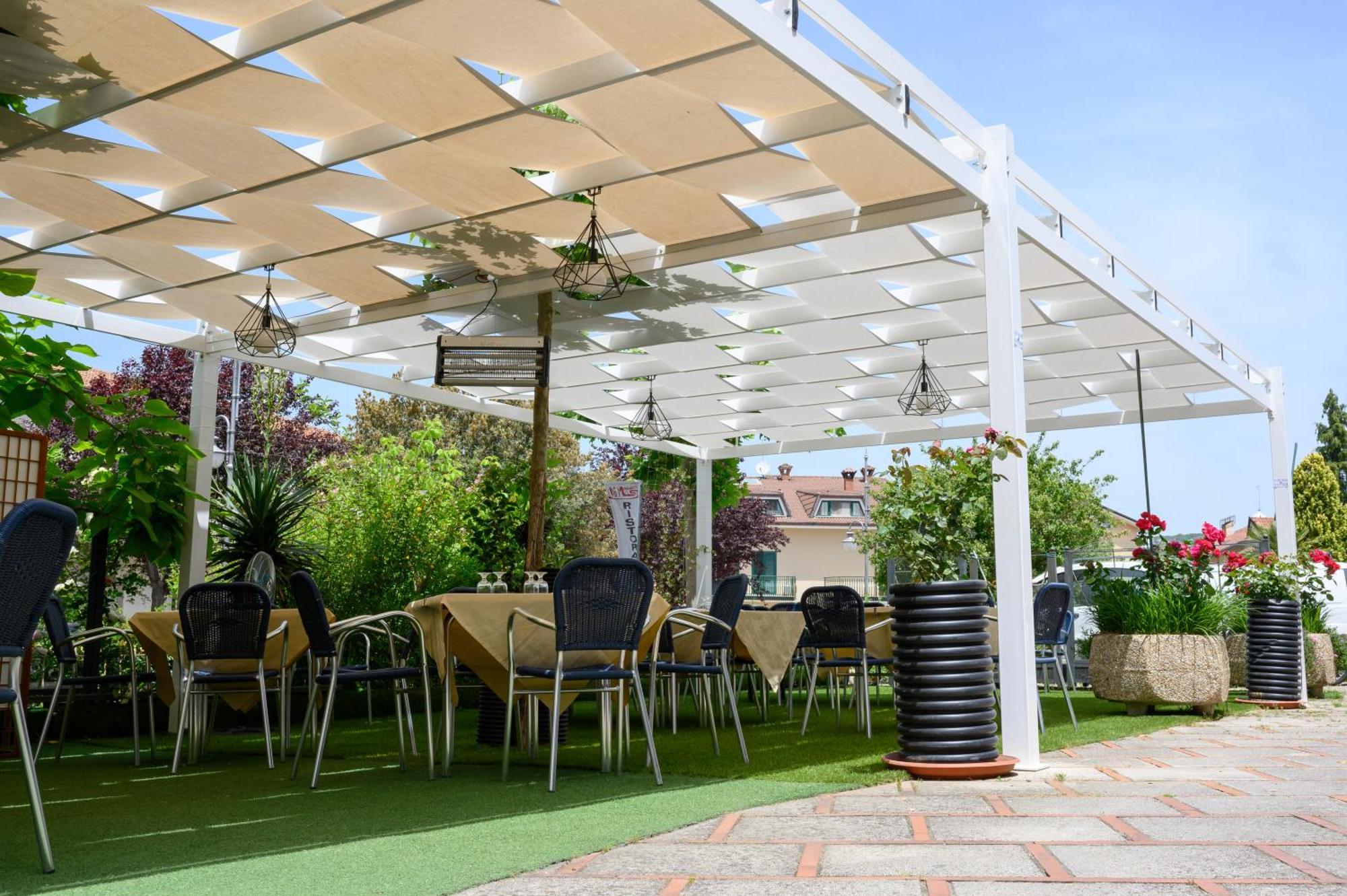 Ristorante Albergo Gerardo Di Masi Caposele Exteriör bild